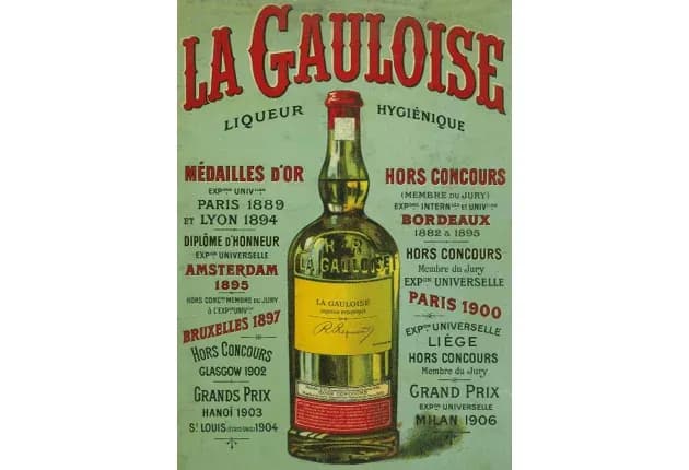 Vintage advertisement for La Gauloise liqueur featuring a prominent bottle and award medals.